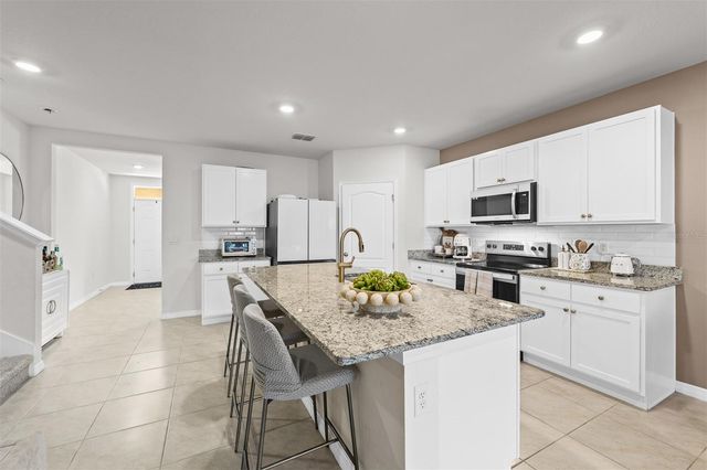4641 BERNARD BOULEVARD, Haines City, FL 33844