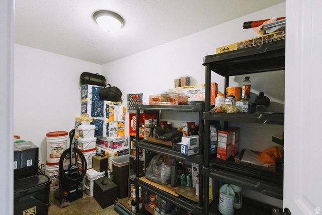 5645 S 4525 W, Hooper, UT 84315