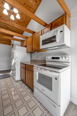 548 El Paseo Place, Lexington, KY 40517