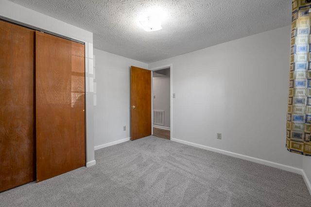 548 El Paseo Place, Lexington, KY 40517