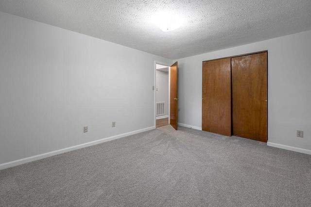 548 El Paseo Place, Lexington, KY 40517