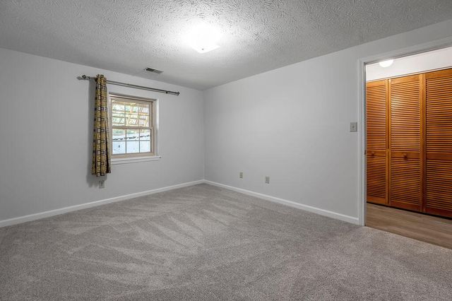 548 El Paseo Place, Lexington, KY 40517