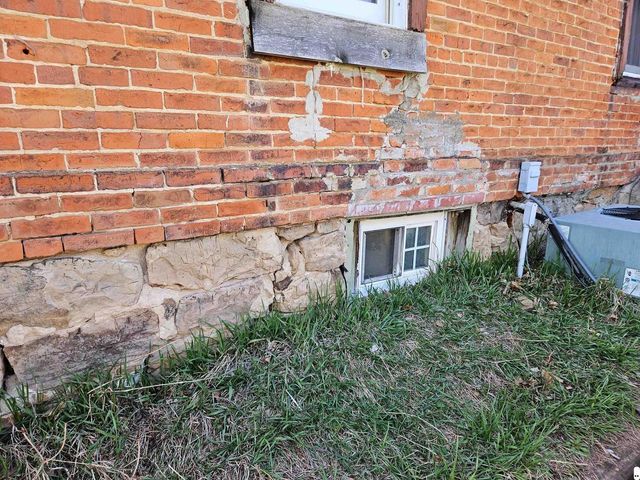 N380 Bell Loop Road, Wonewoc, WI 53968