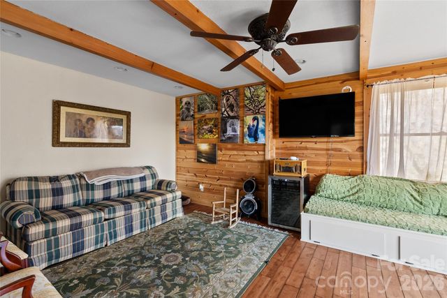 343 Chestnut Village Lane 11 & 12, Mars Hill, NC 28754