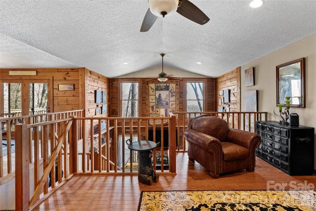 343 Chestnut Village Lane 11 & 12, Mars Hill, NC 28754