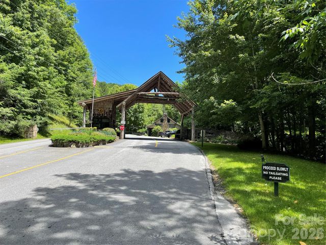 343 Chestnut Village Lane 11 & 12, Mars Hill, NC 28754