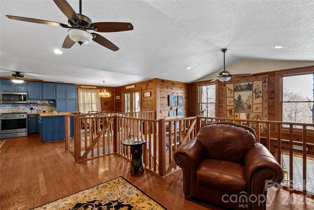 343 Chestnut Village Lane 11 & 12, Mars Hill, NC 28754