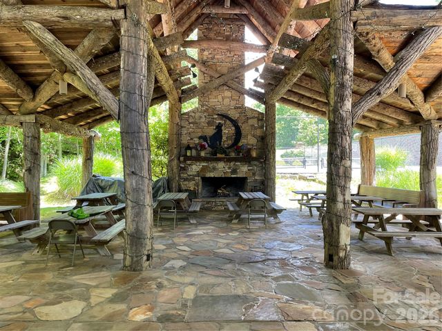 343 Chestnut Village Lane 11 & 12, Mars Hill, NC 28754