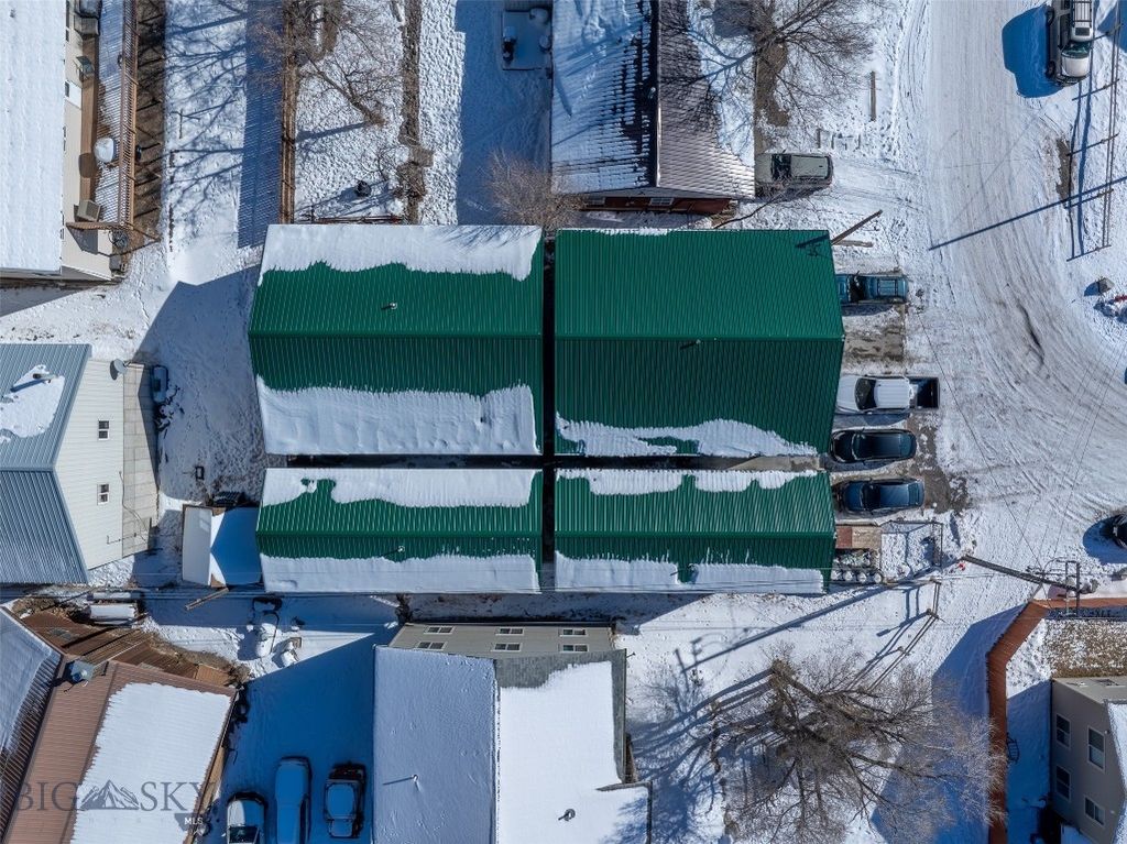 102 Travertine Street, Gardiner, MT 59030 photo 10