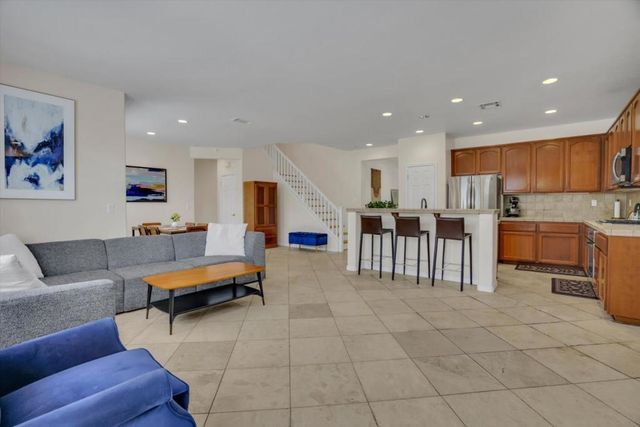 5704 Oakmont Drive, Richmond, CA 94806