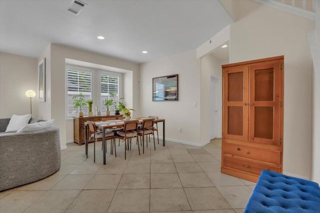 5704 Oakmont Drive, Richmond, CA 94806