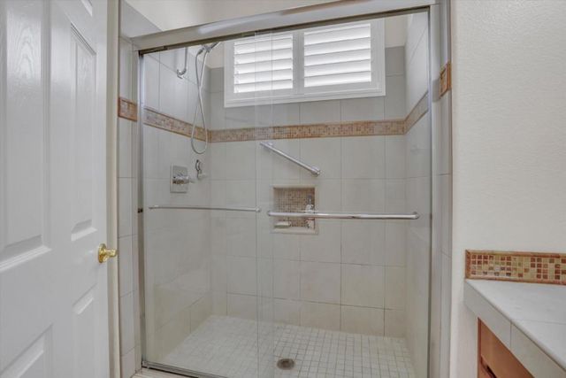 5704 Oakmont Drive, Richmond, CA 94806