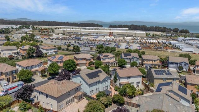 5704 Oakmont Drive, Richmond, CA 94806