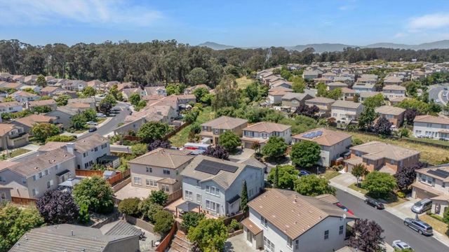 5704 Oakmont Drive, Richmond, CA 94806