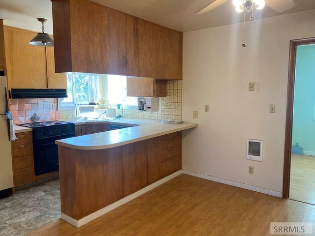 220 S 10th Street, Challis, ID 83226