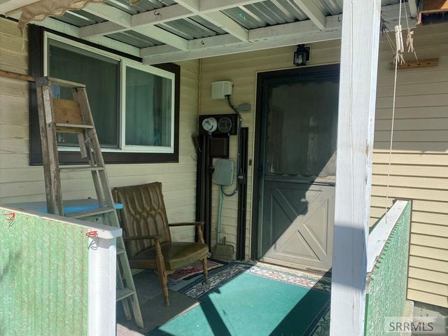 220 S 10th Street, Challis, ID 83226