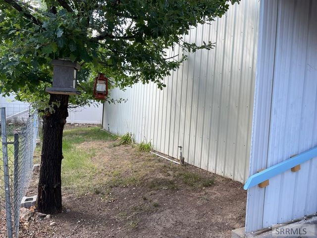 220 S 10th Street, Challis, ID 83226