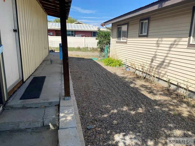 220 S 10th Street, Challis, ID 83226