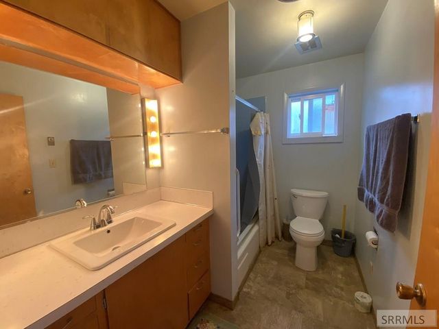 220 S 10th Street, Challis, ID 83226