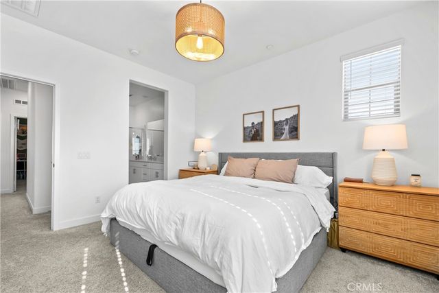 2142 Emerald Grotto, Upland, CA 91786