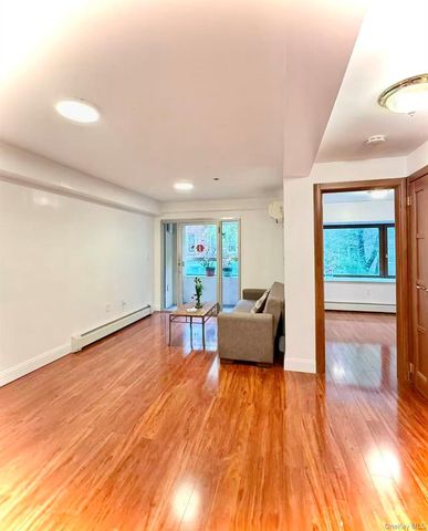 14022 Beech Avenue 3E, Flushing, NY 11355