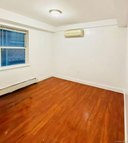 14022 Beech Avenue 3E, Flushing, NY 11355