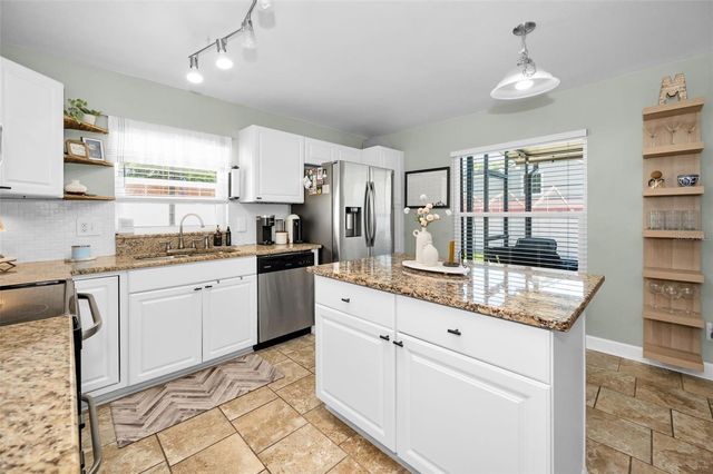 8904 BEELER DRIVE, Tampa, FL 33626