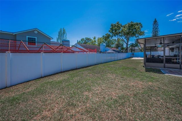 8904 BEELER DRIVE, Tampa, FL 33626