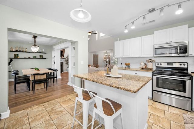 8904 BEELER DRIVE, Tampa, FL 33626