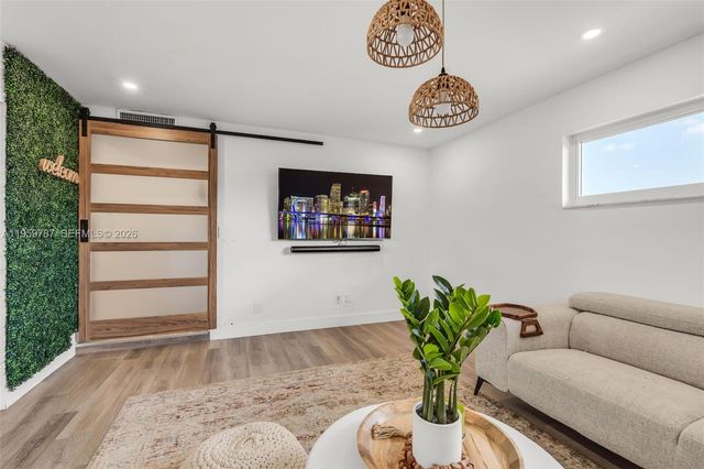 10971 SW 177th St, Miami, FL 33157