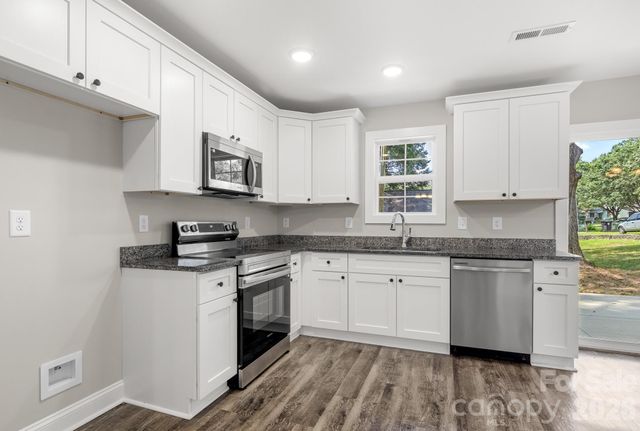 600 Sunderland Road, Concord, NC 28027