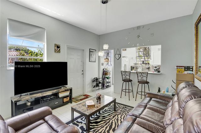 2725 SW 82nd Ave, Miami, FL 33155