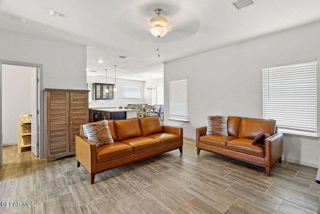 1061 Summer Rain Street, El Paso, TX 79928