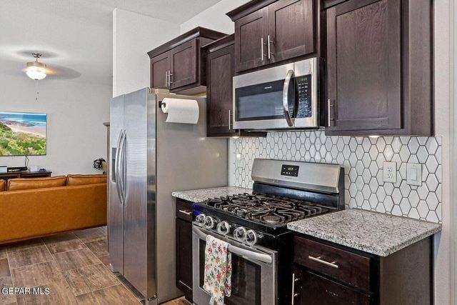 1061 Summer Rain Street, El Paso, TX 79928