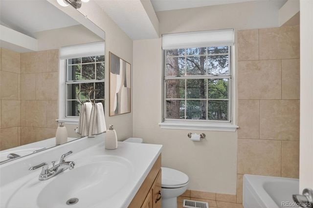 1939 Newland Court, Lakewood, CO 80214