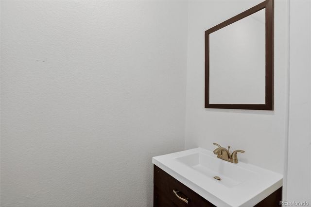 1939 Newland Court, Lakewood, CO 80214