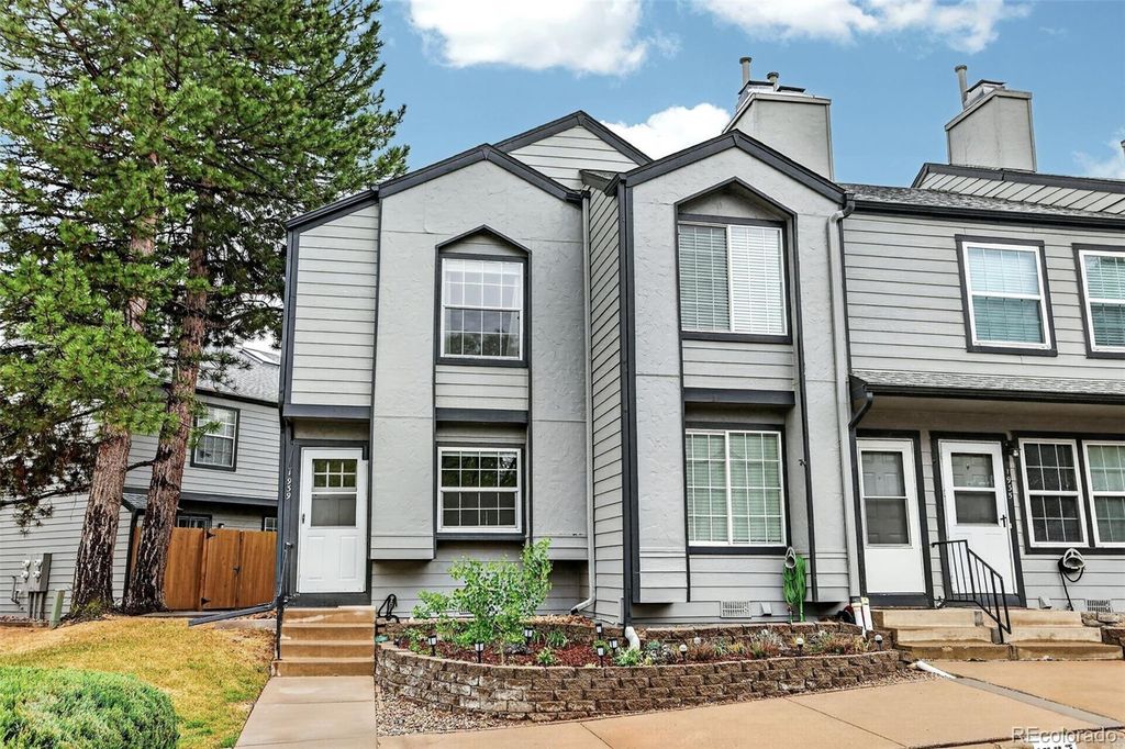 1939 Newland Court, Lakewood, CO 80214