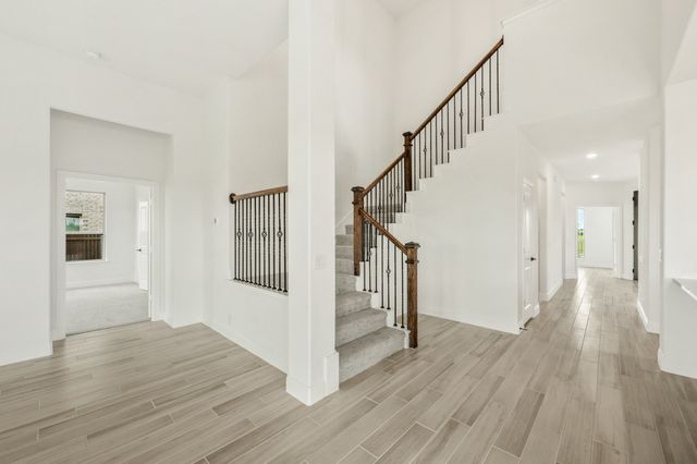 925 Cannes Drive, Red Oak, TX 75154