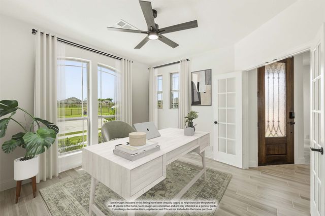 925 Cannes Drive, Red Oak, TX 75154