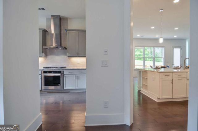 14195 reserve manor Lane, Roswell, GA 30075