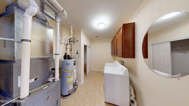 112 Regency Court 112, Morganville, NJ 07751