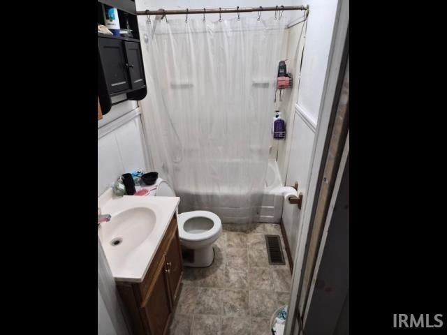 300 N Biltmore Avenue, Muncie, IN 47303