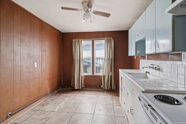 333 Hawthorne, San Antonio, TX 78214