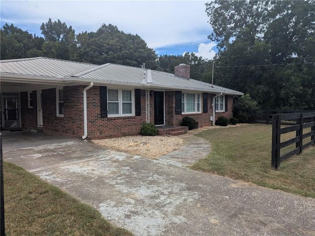 6115 Jewell Bennett Road, Dawsonville, GA 30534