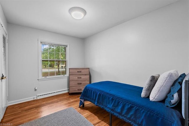 1210 Pembroke Road, Greensboro, NC 27408