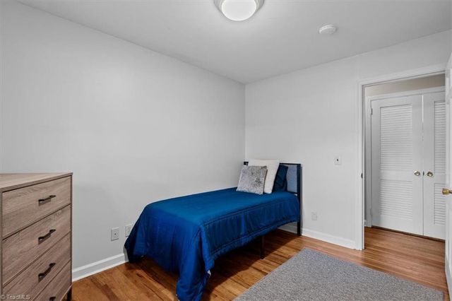 1210 Pembroke Road, Greensboro, NC 27408