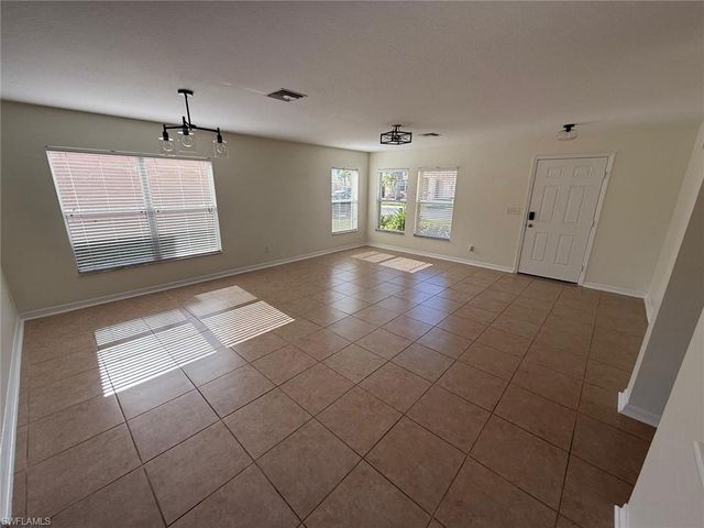 18168 Horizon View BLVD, Lehigh Acres, FL 33972