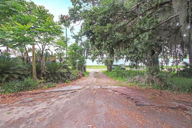 450 E SILVER STAR ROAD, Ocoee, FL 34761