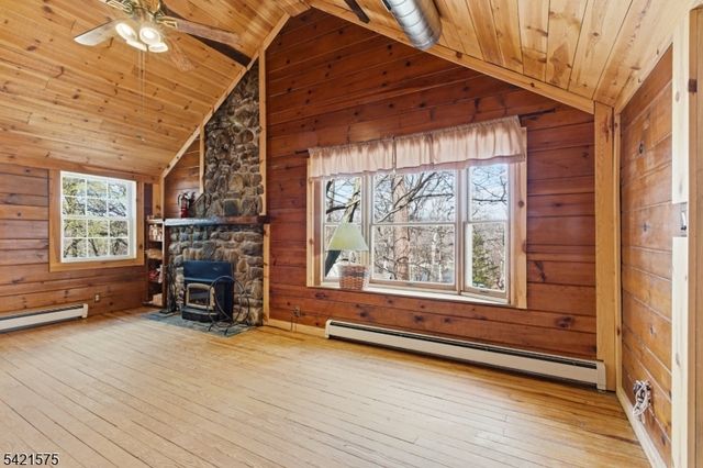 159 Glenside Trail, Byram Twp., NJ 07871