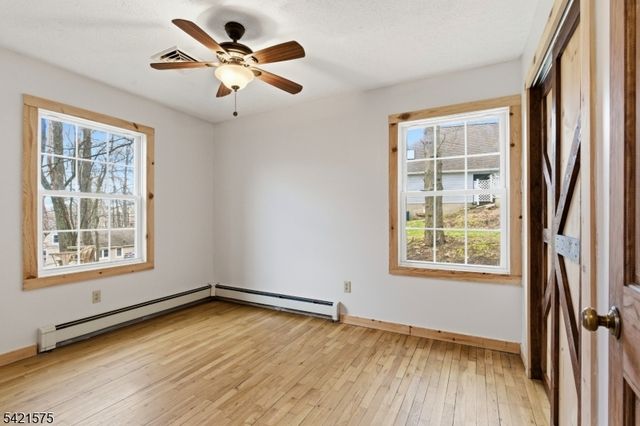 159 Glenside Trail, Byram Twp., NJ 07871